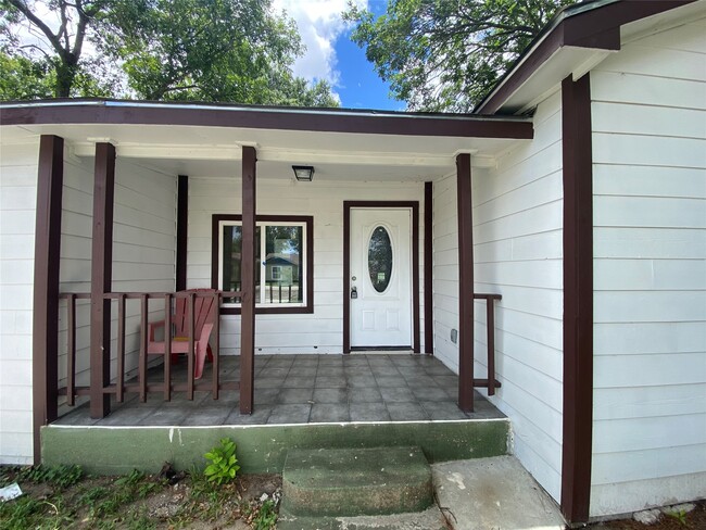 4411 Buena Vista St in Stafford, TX - Building Photo - Building Photo