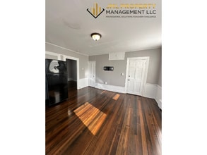 58 Edgemond St in Fall River, MA - Building Photo - Building Photo