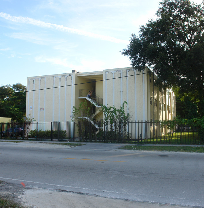 6445 NW 2nd Ave in Miami, FL - Building Photo