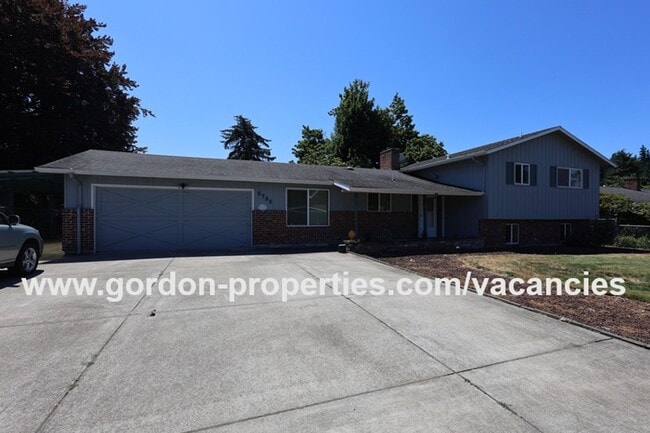 6788 SE Molt St in Milwaukie, OR - Building Photo - Building Photo