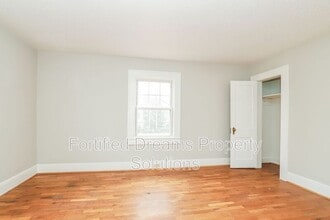 1252 Brookwood Dr in Winston-Salem, NC - Building Photo - Building Photo