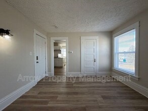 2832 Dudley St in Lincoln, NE - Building Photo - Building Photo