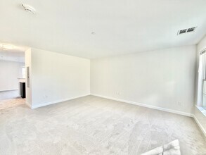 72 Merrell Ave in Stamford, CT - Building Photo - Building Photo