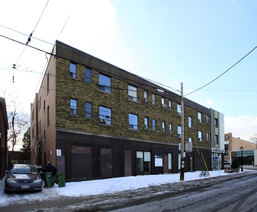 2265-2279 Bloor St W in Toronto, ON - Building Photo