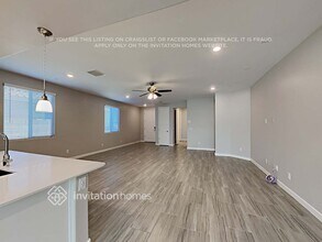 16537 W Alameda Rd in Surprise, AZ - Foto de edificio - Building Photo