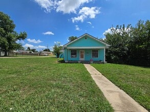 1629 N Louisa Ave in Shawnee, OK - Building Photo - Building Photo