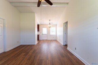 896 Toney Rd in Toney, AL - Building Photo - Building Photo
