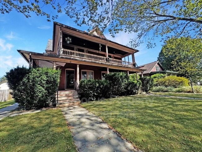 property at 95 Parkwood St