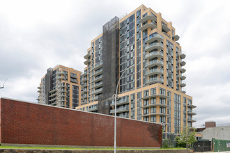 The Vordonia Towers in Astoria, NY - Building Photo - Primary Photo