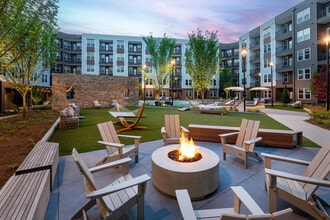 Elan Satellite Place in Duluth, GA - Building Photo - Building Photo