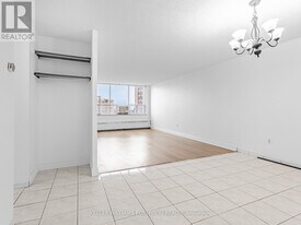 390 Dixon Rd in Toronto, ON - Building Photo