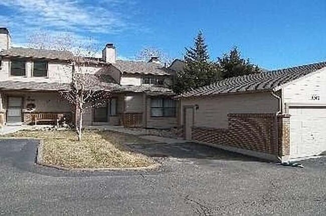 1002 Homestake Dr