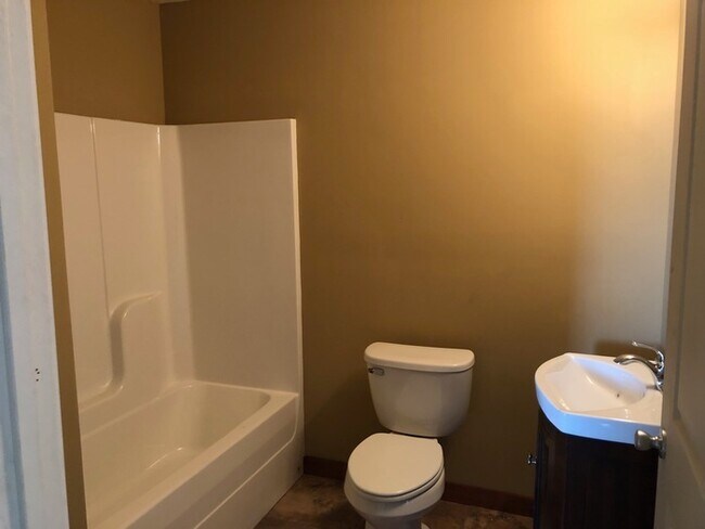 38 Dunsford Dr in Sullivan, MO - Building Photo - Building Photo