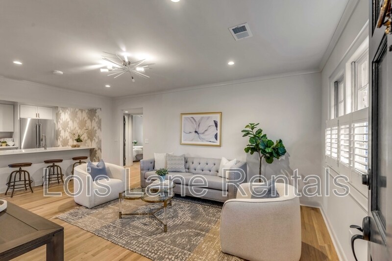 7 Logan St in Charleston, SC - Building Photo