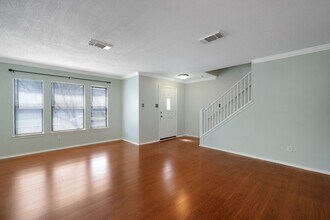 10551 Bluegrass Pond in San Antonio, TX - Building Photo - Building Photo
