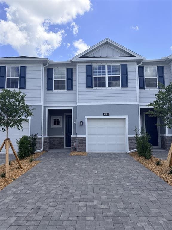 property at 12314 Amber Crk Cir