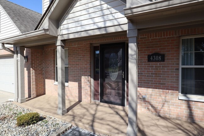 4308 Blackwood Ct in Greenwood, IN - Building Photo - Building Photo