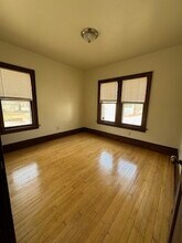 2465 W Concordia Ave in Milwaukee, WI - Building Photo - Building Photo
