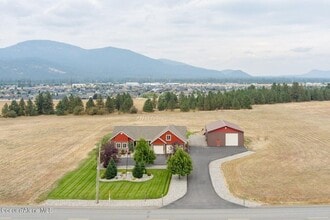 7463 W Lancaster Rd in Rathdrum, ID - Building Photo - Building Photo