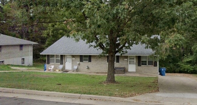 property at 450 Hutton Ln