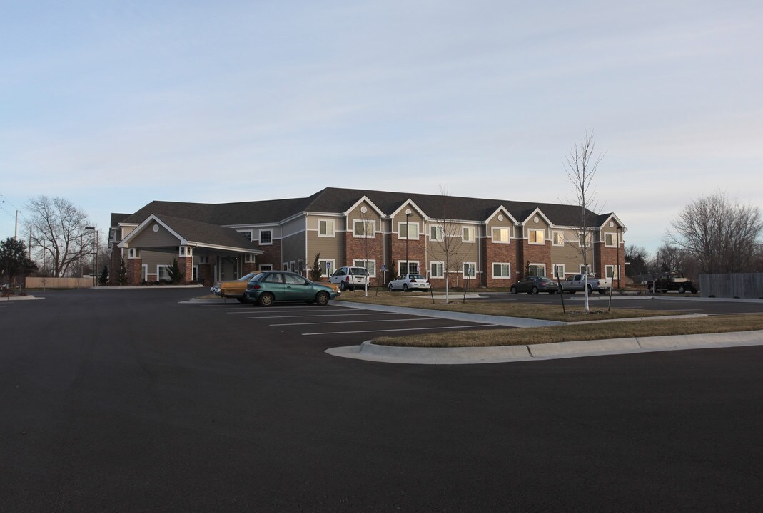 Southern Hills Senior Residences in Wichita, KS - Building Photo