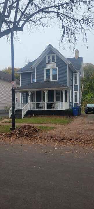 423 Meigs St, Unit 423 Down in Rochester, NY - Foto de edificio