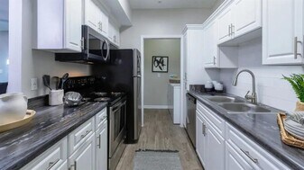 1212 James Jackson Pkwy NW in Atlanta, GA - Building Photo