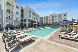 Caroline Eastside in Richardson, TX - Building Photo