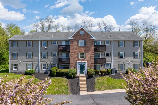 Wickerton Heights Condo in Pottstown, PA - Foto de edificio - Building Photo