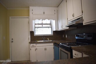 3615 E 14th St in Panama City, FL - Building Photo - Building Photo