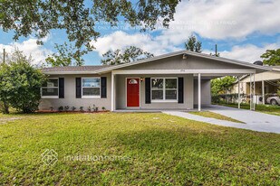 4516 King Cole Blvd in Orlando, FL - Building Photo