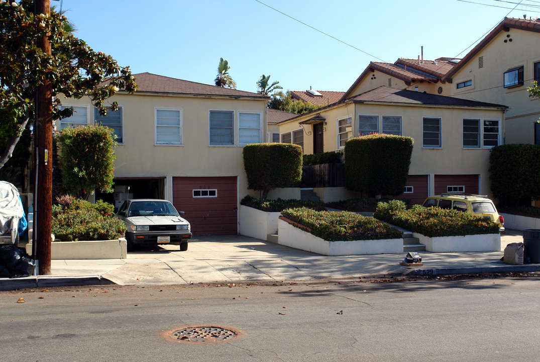 529 E Walnut Ave in El Segundo, CA - Building Photo