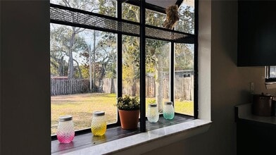 376 Providence Blvd in Deltona, FL - Building Photo - Building Photo