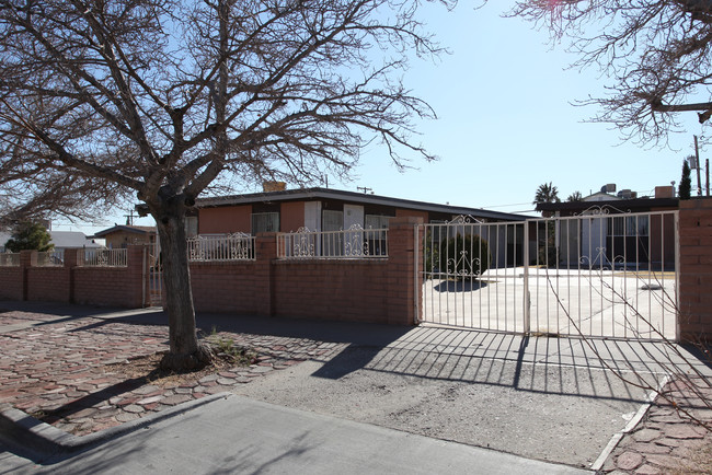 3716 Mcconnell Ave in El Paso, TX - Building Photo - Building Photo