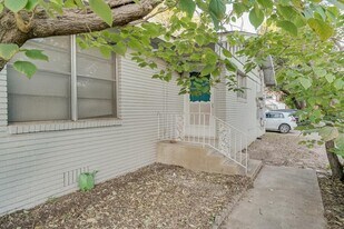 3707 Tom Green St in Austin, TX - Building Photo