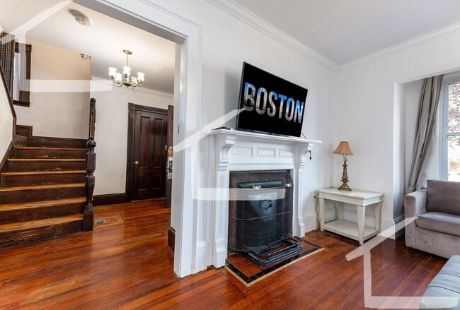 property at 18 Holton St