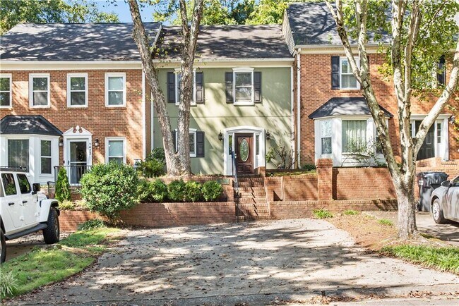 1420 Old Virginia Ct SE in Marietta, GA - Building Photo - Building Photo