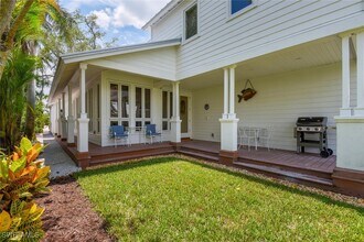 223 11th Ave S in Naples, FL - Building Photo - Building Photo