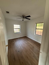 802 Apache St in Tallahassee, FL - Foto de edificio - Building Photo