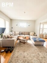 949 Adams St in Boston, MA - Building Photo