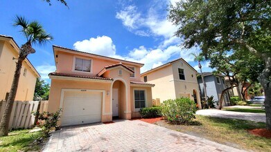 4088 Lake Tahoe Cir in West Palm Beach, FL - Building Photo - Building Photo