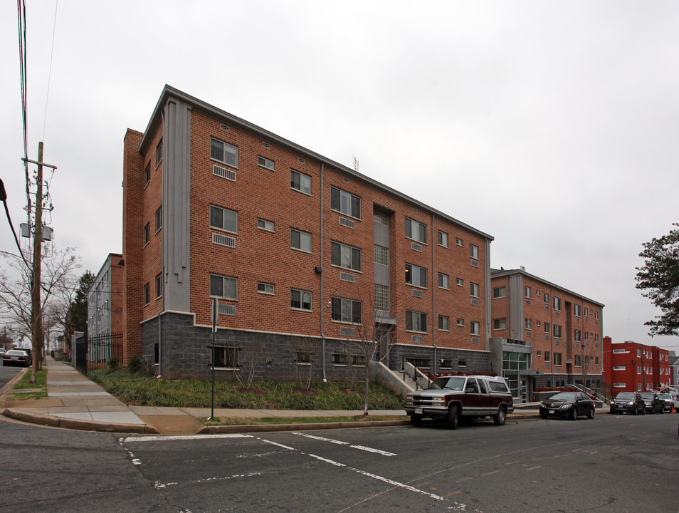 Bedford Falls in Washington, DC - Building Photo