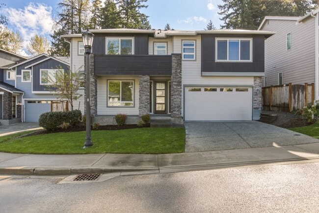 property at 7872 198th Ave Pl E