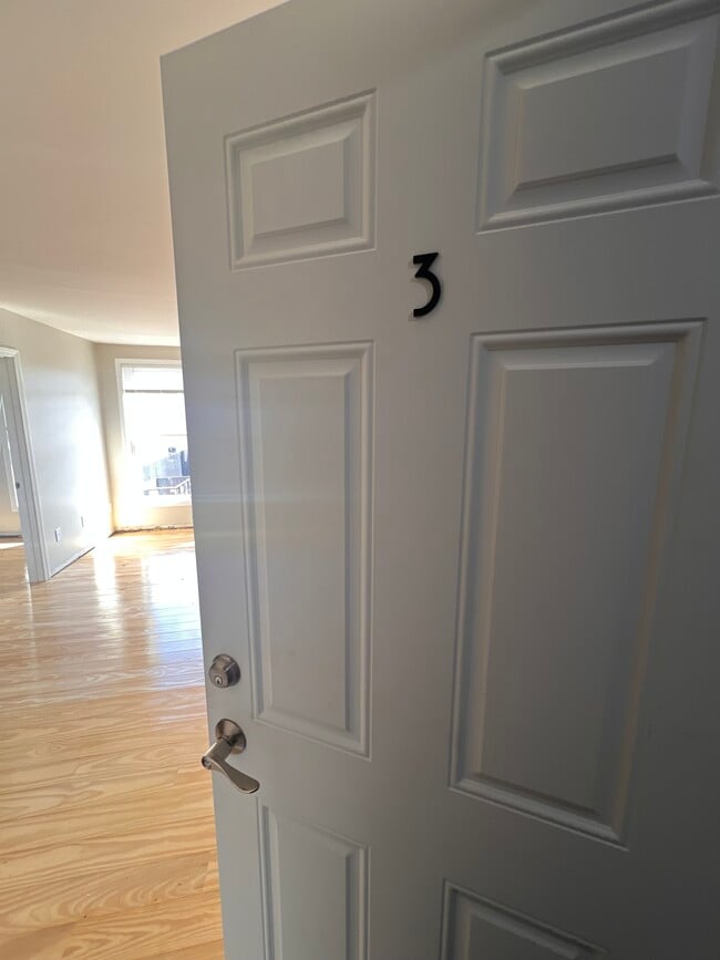 35 N Colony St, Unit 4