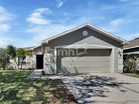 8622 Tidal Bay Ln, Unit 417 in Tampa, FL - Building Photo