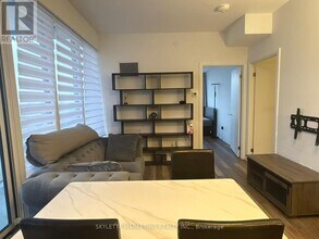 75 Canterbury Pl in Toronto, ON - Building Photo - Building Photo