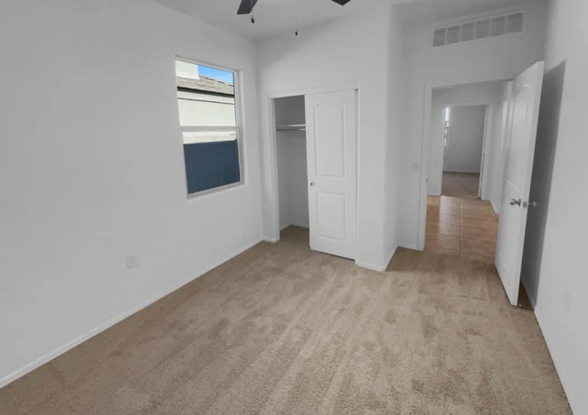 30709 W Indianola Ave in Buckeye, AZ - Foto de edificio - Building Photo