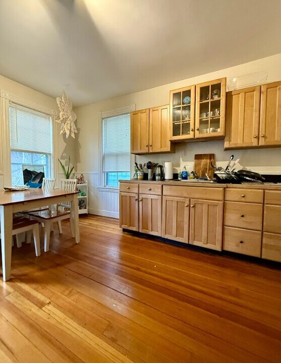 68 Hillside St, Unit 2 in Boston, MA - Building Photo