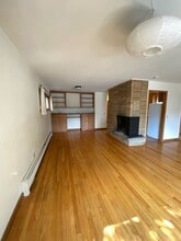 1030 E Johnson St, Unit #1 in Madison, WI - Foto de edificio - Building Photo