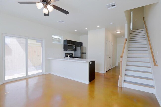 1126 Chicon St in Austin, TX - Building Photo - Building Photo